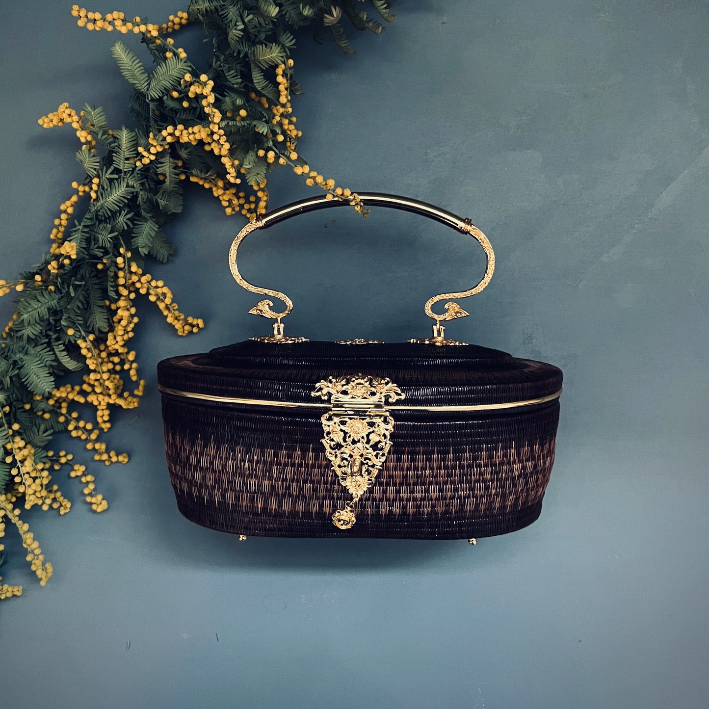 ルアブラウン ゴールドラウンドバッグ GR2315