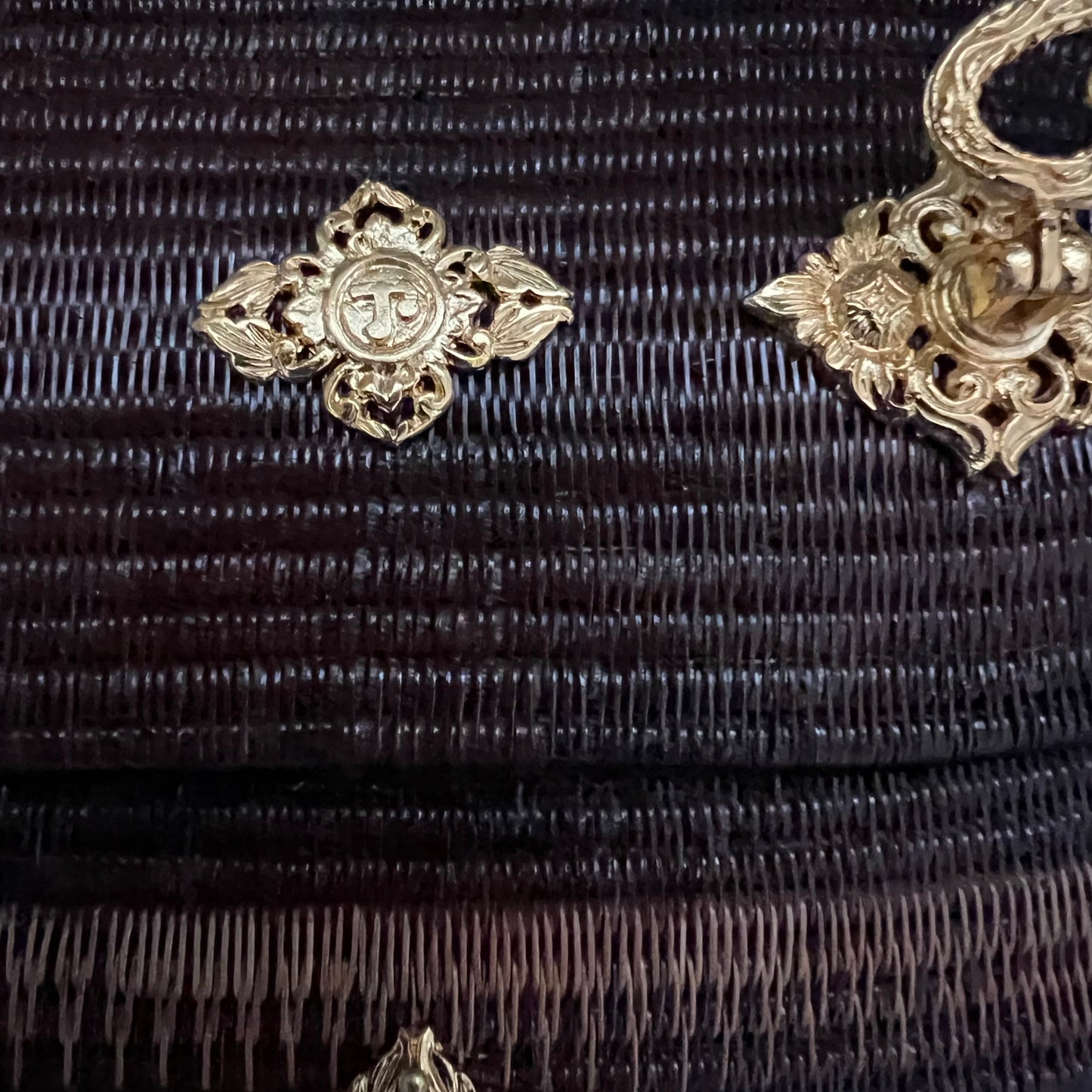 ルアブラウン ゴールドラウンドバッグ GR2315