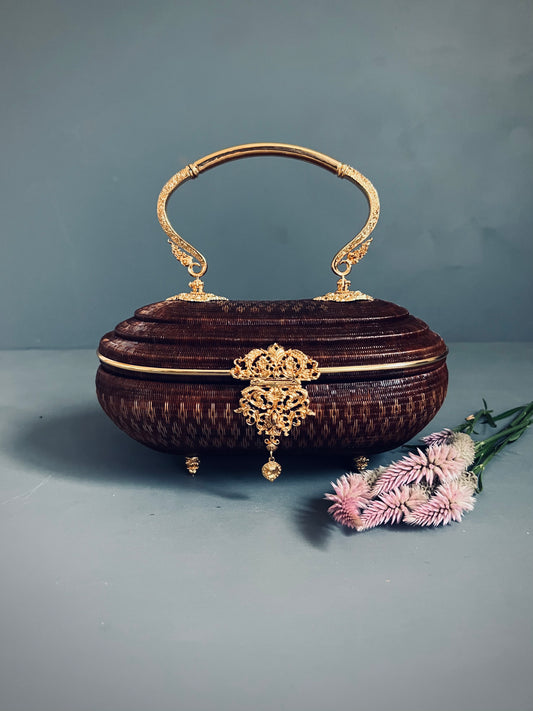 Soeruヤーンリパオバッグ ハードタイプ 茶色_タイ伝統工芸