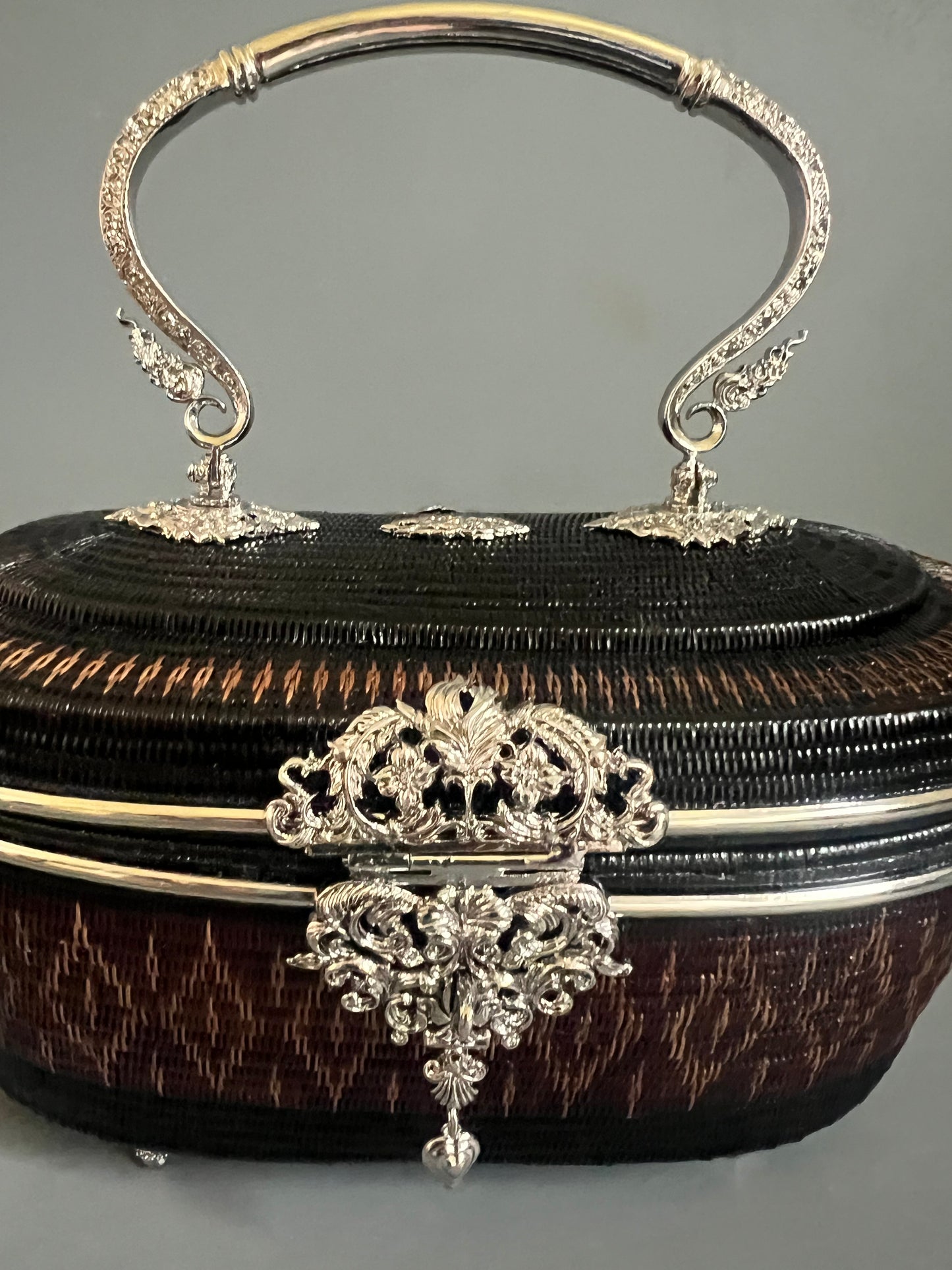 Soeru ヤーンリパオバッグ ハードタイプ 黒色 タイ伝統工芸