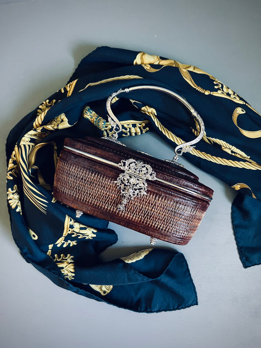 Soeru ヤーンリパオバッグSR2509|ハードタイプ(ブラウン/タイ伝統工芸)