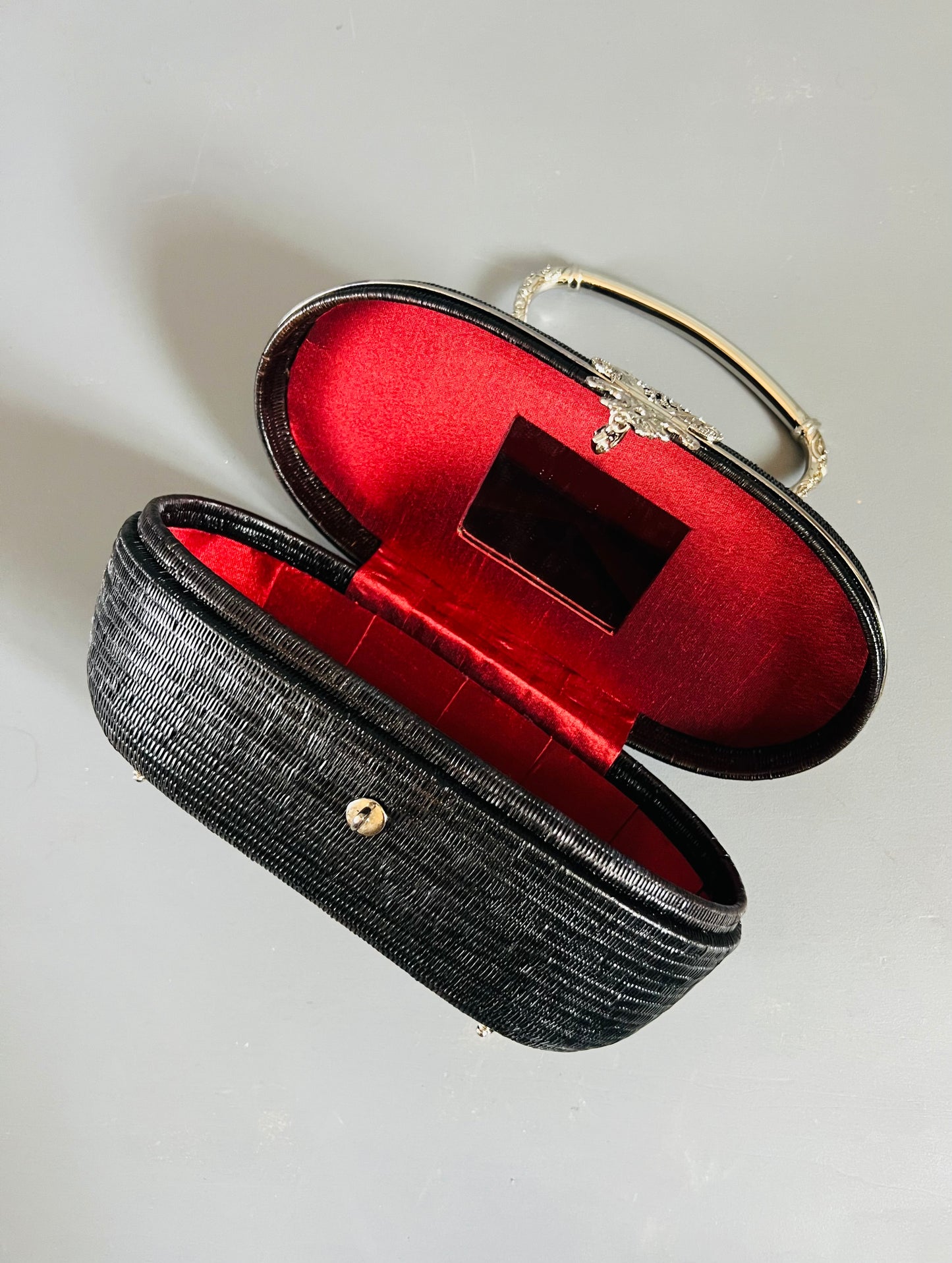 Soeru ヤーンリパオバッグSR2601｜ハードタイプ（ブラック／タイ伝統工芸）