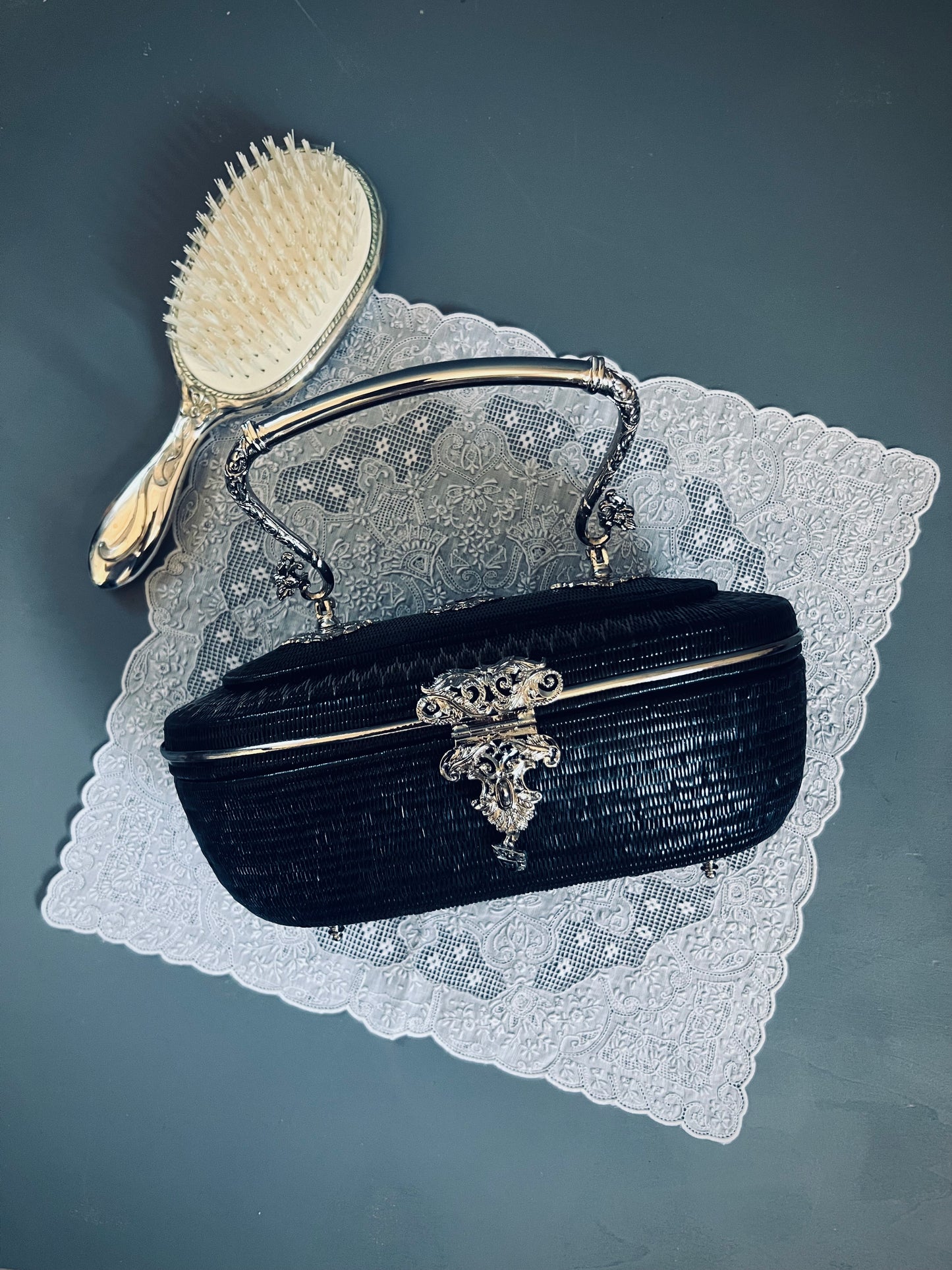 Soeru ヤーンリパオバッグSR2601｜ハードタイプ（ブラック／タイ伝統工芸）